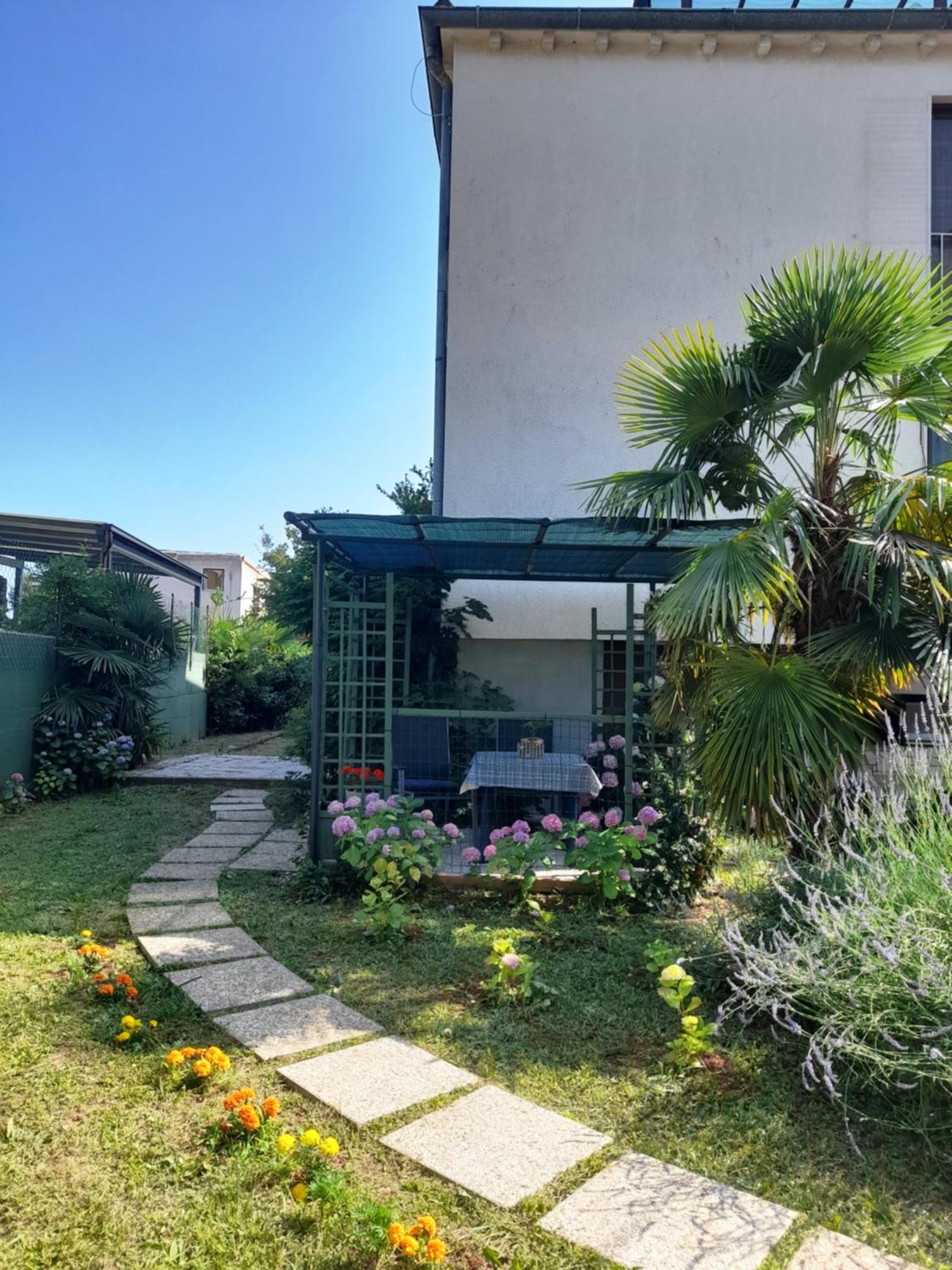 Apartment Dasen
